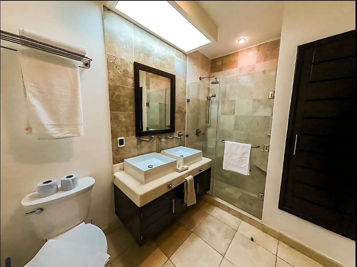 Faro 201 Beachfront Apartment With Ocean View, Close To 5Th Av Playa del Carmen Kültér fotó